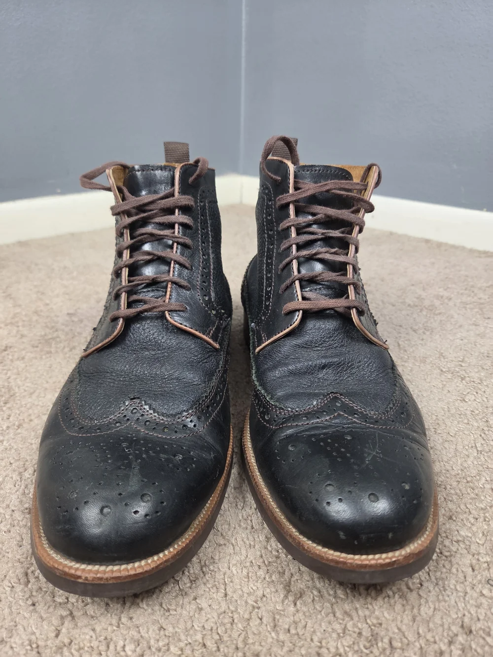 Classic Men's Leather Wingtip Boot in Dark Brown